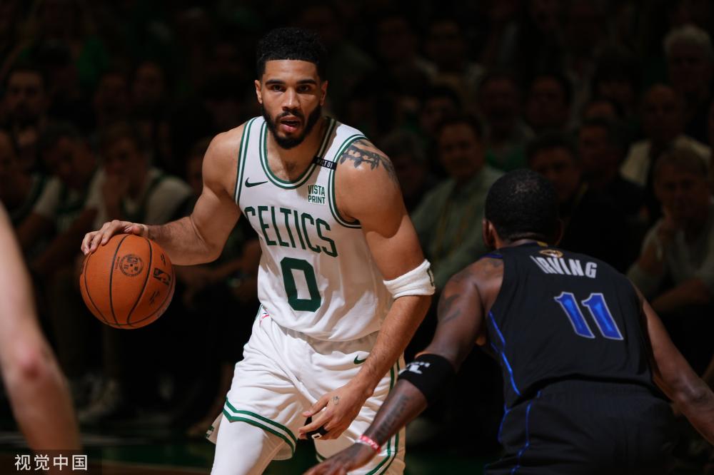 进行途中突 进行途中突